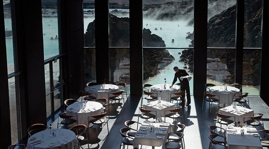 Private Volcanic Coast Dining